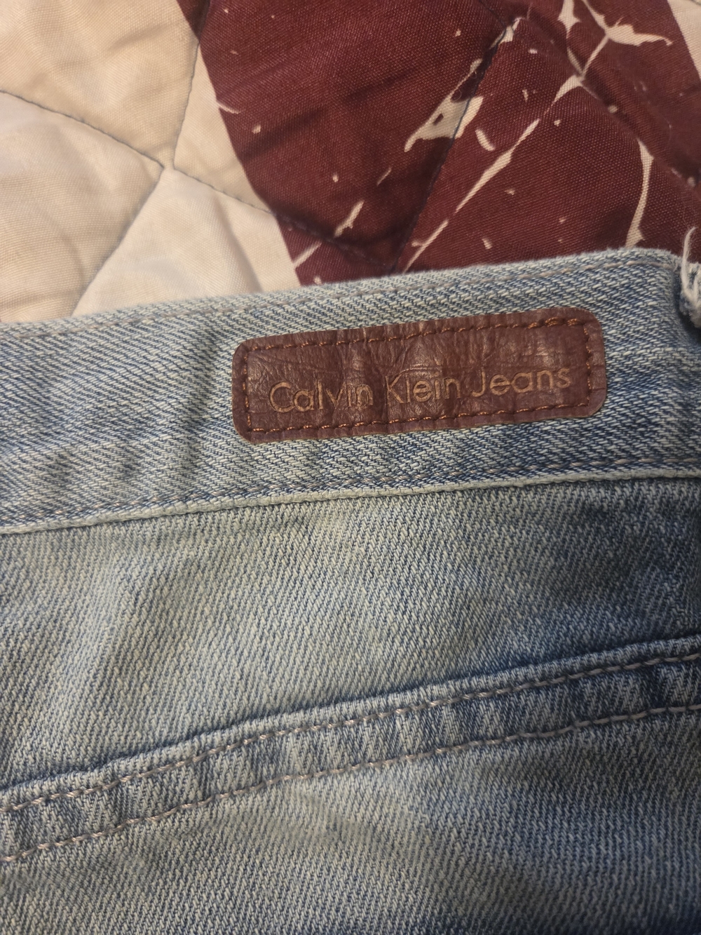 🛍​5/$25🛍Calvin Klein Jeans Classic Denim Shorts Size 6 Blue Faded Bermuda - Picture 3 of 7
